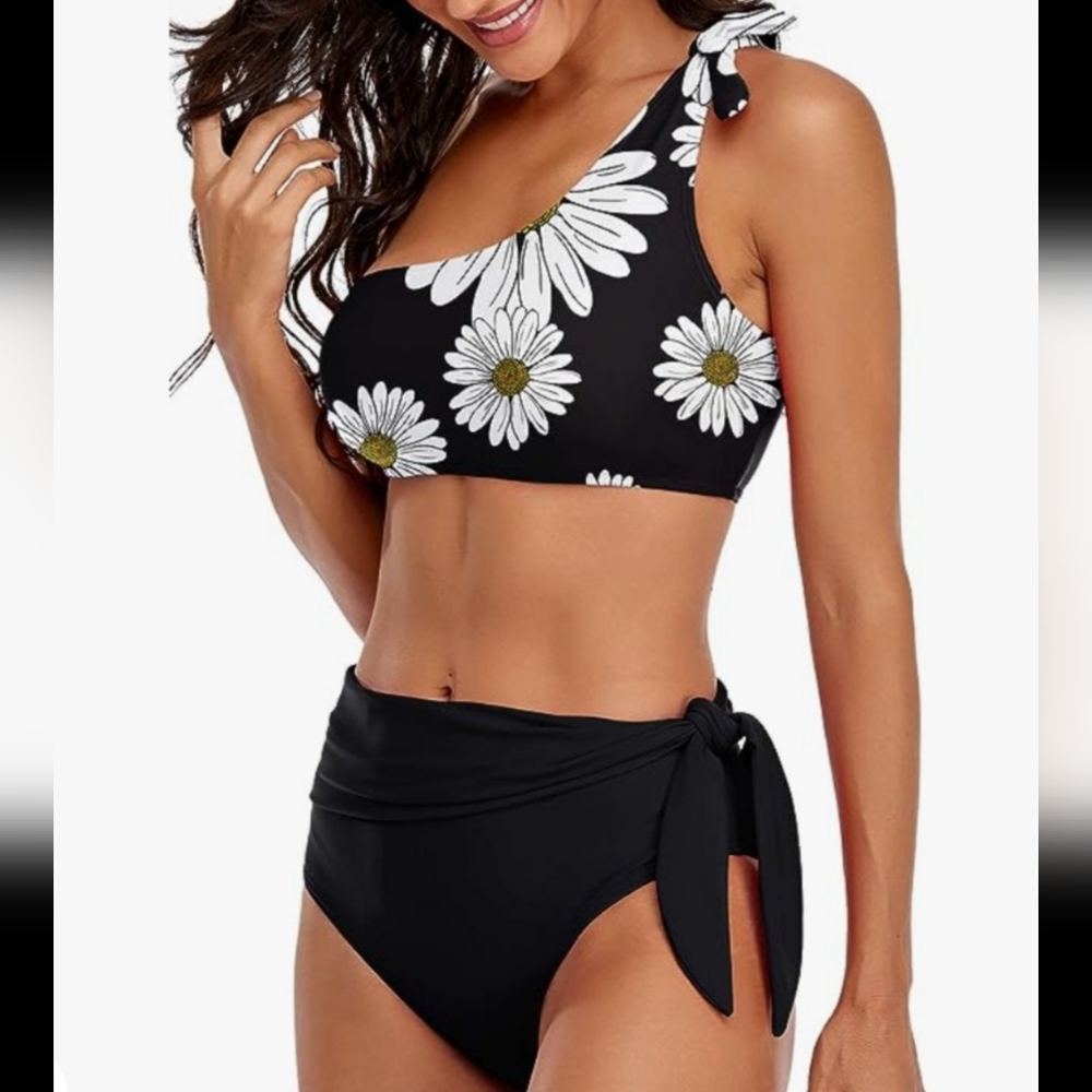 2 piece Swimsuit XL - Picture 5 of 9